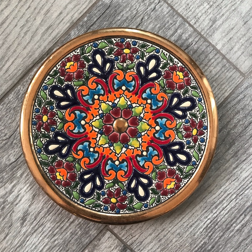 6 inch round 24 karat gold plate